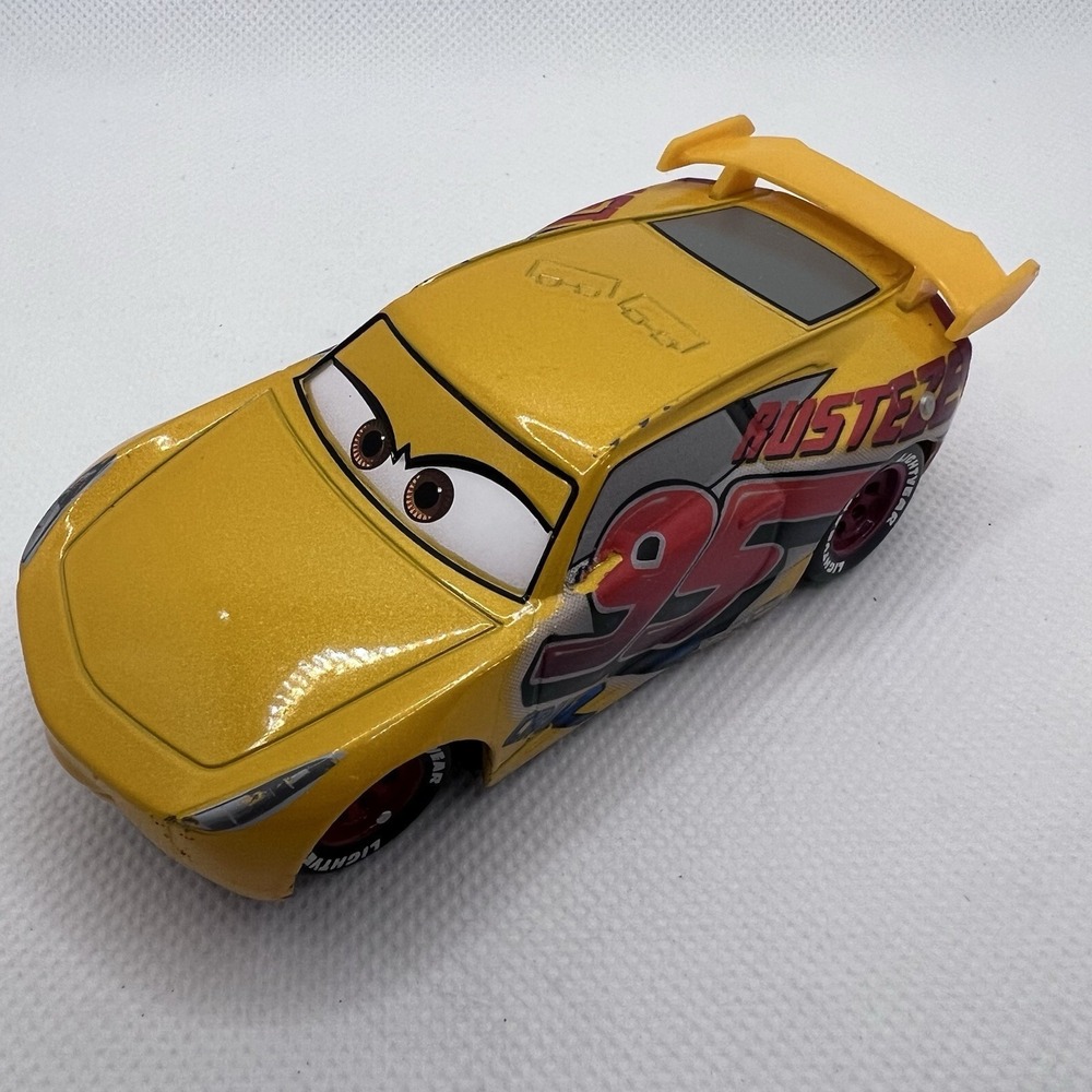 Disney Pixar Cars Cruz Ramirez Rust-eze #95 Mattel 1:55 Diecast Car